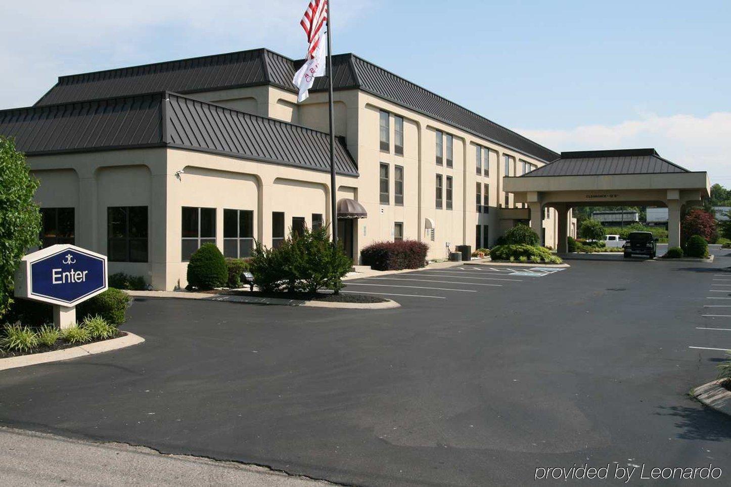 Hampton Inn Dickson Exterior photo